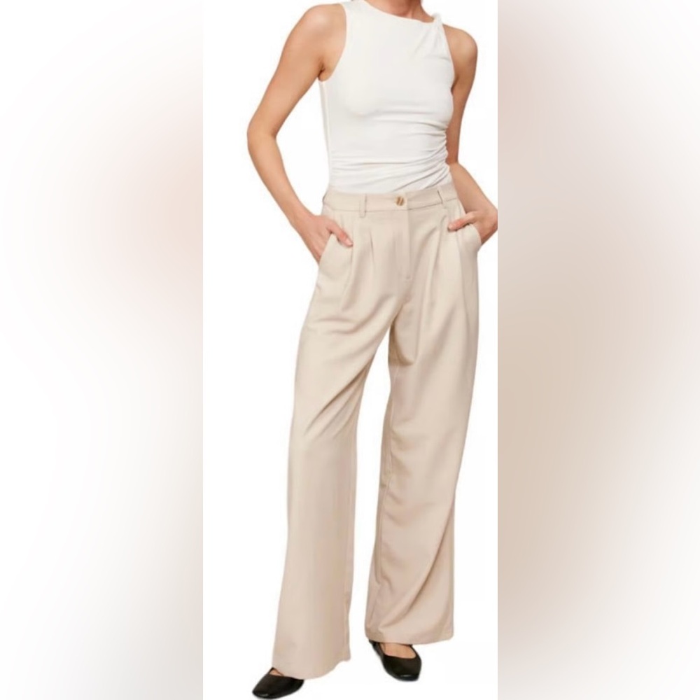 NWT Line & Dot Wide Leg Pants